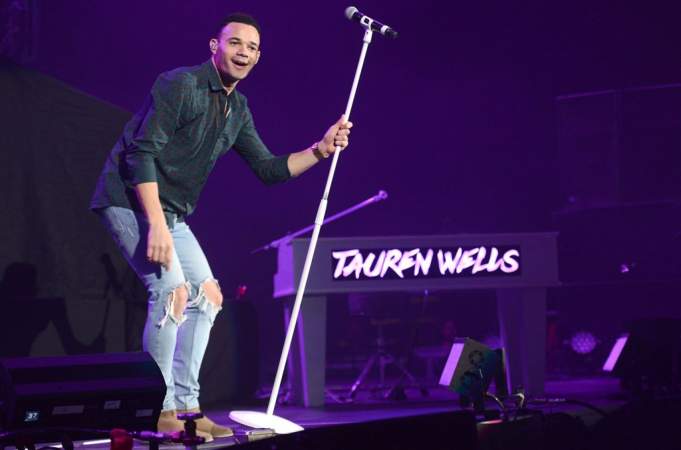 Tauren Wells at Arvest Bank Theatre